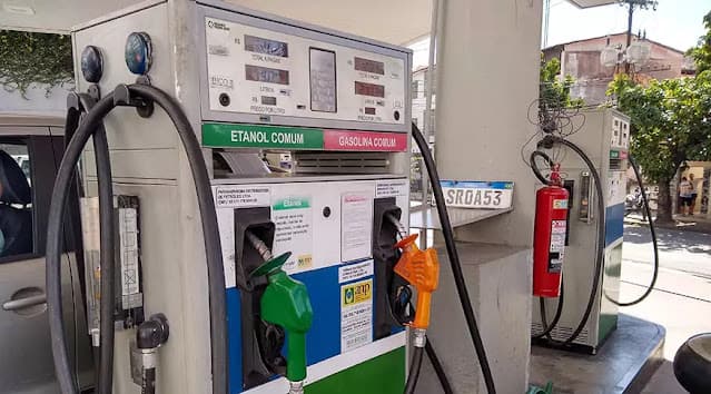 Por que os preços dos combustíveis estão subindo nas bombas; entenda