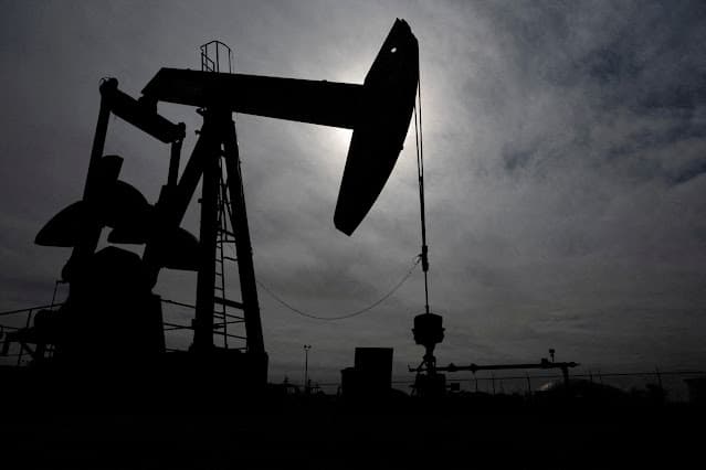 Petróleo cai cerca de 3% para mínima de três meses após acordo entre EUA e Irã
