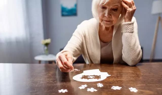 Medicamento contra progressão do Alzheimer chega ao País em junho