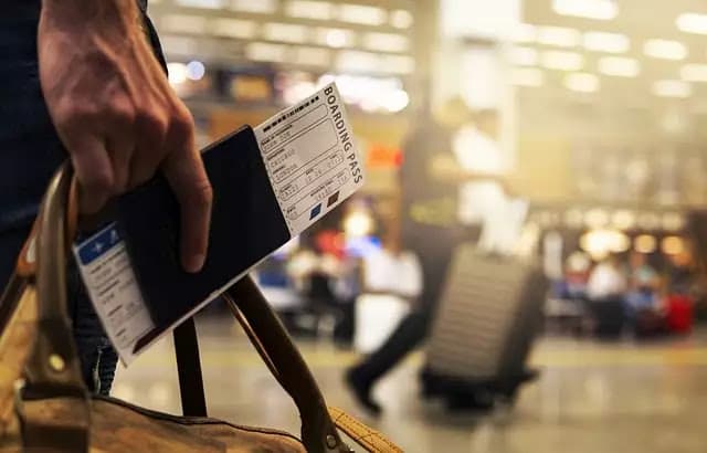 Vai viajar para a Copa do Mundo? Saiba o que levar e o que fazer em caso de emergência de saúde