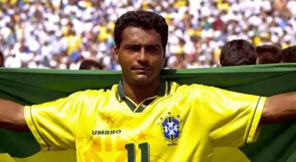 Romário relembra corte na Copa do Mundo de 1998 e cita comparação com Neymar: “Ele será útil como não pude ser”