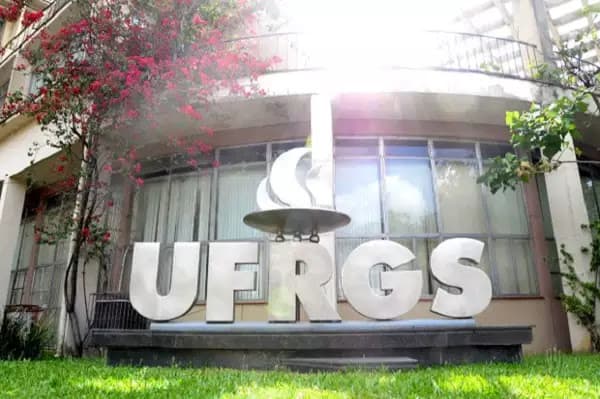 Quarenta e cinco universidades brasileiras caem em ranking das melhores do mundo