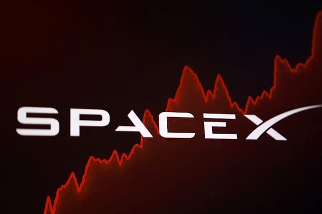 Ação da SpaceX dispara em estreia na Nasdaq