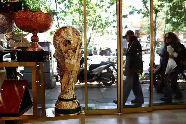 Jogadores iranianos da Copa do Mundo recebem vistos para entrar nos EUA, diz autoridade da Casa Branca