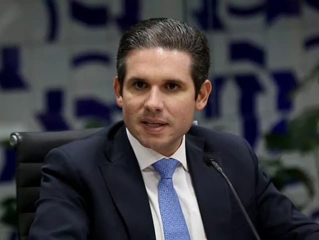 Jornada de trabalho: presidente da Câmara dos Deputados espera votar o projeto sobre o fim da escala 6×1 nesta semana