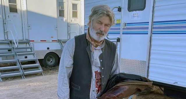 Alec Baldwin enfrentará julgamento civil sobre disparo em set de “Rust”