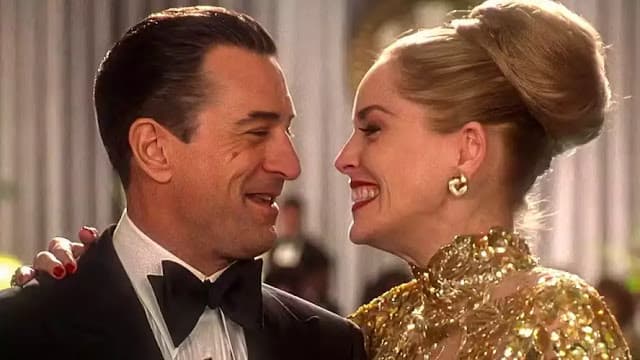 Sharon Stone diz que Robert De Niro é “o melhor beijador do ramo”: “Ele me beijou até eu perder os sapatos”