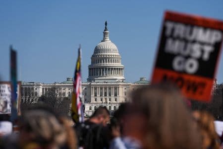 Ataque de Trump ao Irã testa unidade do Maga em ano de eleições de meio de mandato