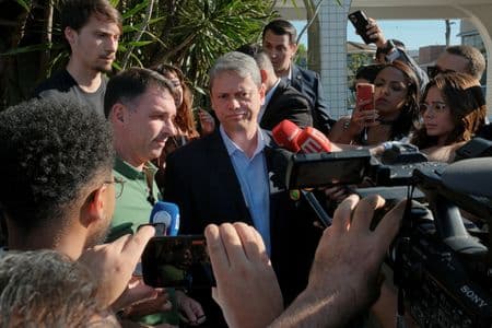 Flávio se reúne com Tarcísio e diz que estarão juntos para construir projeto para o Brasil