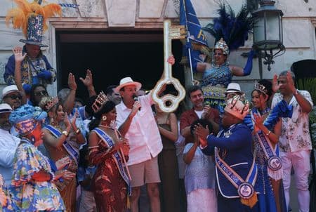 Brasil deve superar marca de 10 milhões de turistas estrangeiros este ano, diz presidente da Embratur